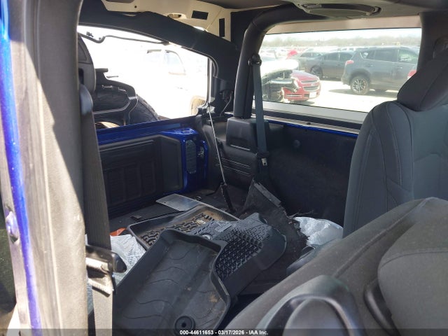 44611653 :رقم المزاد ، 1C4GJXAG7KW617329 vin ، 2019 Jeep Wrangler Sport S 4x4 مزاد بيع