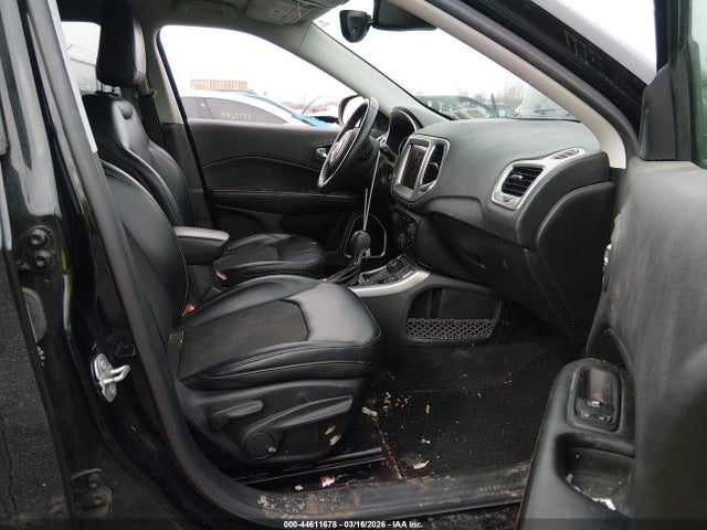 Продажа на аукционе авто 2018 Jeep Compass Latitude 4x4, vin: 3C4NJDBB4JT113320, номер лота: 44611678
