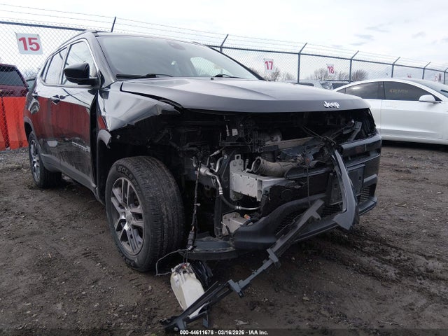Продажа на аукционе авто 2018 Jeep Compass Latitude 4x4, vin: 3C4NJDBB4JT113320, номер лота: 44611678