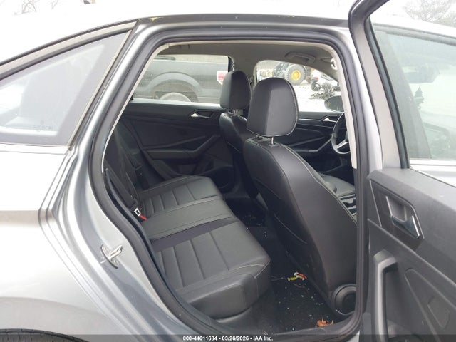 Продажа на аукционе авто 2024 Volkswagen Jetta 1.5t Se, vin: 3VWEM7BU3RM044780, номер лота: 44611684
