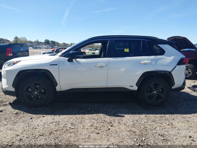 44611689 :رقم المزاد ، JTMEWRFV7LD536582 vin ، 2020 Toyota Rav4 Hybrid Xse مزاد بيع