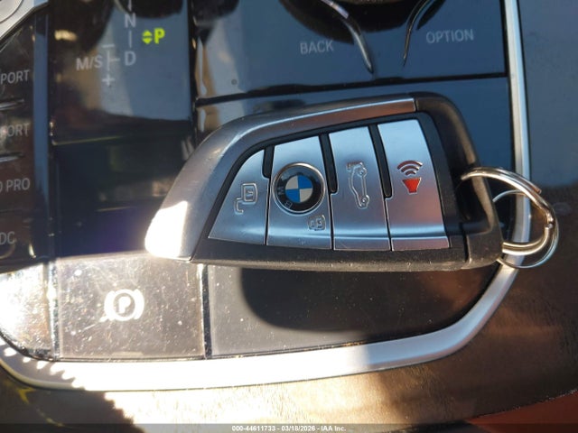 44611733 :رقم المزاد ، 5UXCR6C0XN9M04684 vin ، 2022 Bmw X5 Xdrive40i مزاد بيع