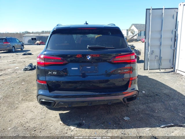 44611733 :رقم المزاد ، 5UXCR6C0XN9M04684 vin ، 2022 Bmw X5 Xdrive40i مزاد بيع