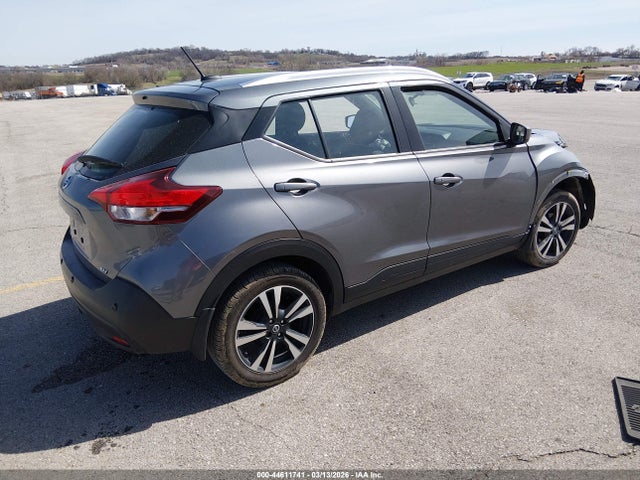 3N1CP5CV2LL551196 Nissan Kicks Sv Xtronic Cvt