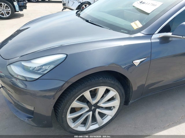 Aukcja sprzedaży 2018 Tesla Model 3 Long Range/mid Range, vin: 5YJ3E1EA5JF151666, numer aukcji: 44611780