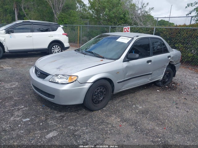 44611781 :رقم المزاد ، JM1BJ225320633217 vin ، 2002 Mazda Protege Dx/es/lx مزاد بيع