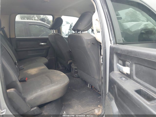 44611798 :رقم المزاد ، 3C6UR5CL0KG683740 vin ، 2019 Ram 2500 Tradesman  4x4 6'4 Box مزاد بيع