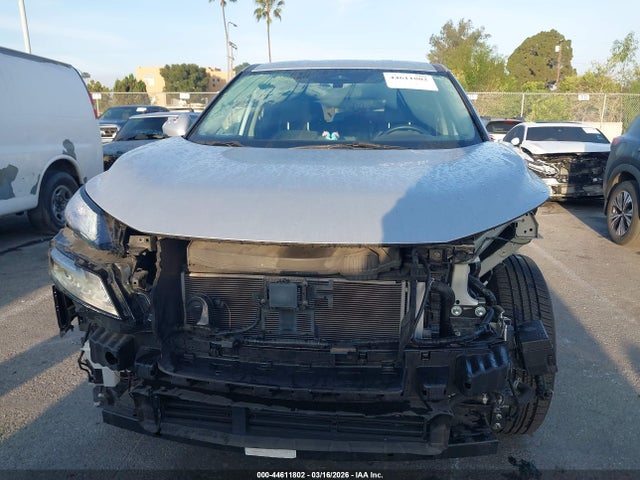5N1BT3BB8NC685785 Nissan Rogue Sv Intelligent Awd