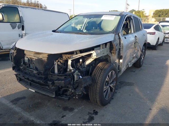 5N1BT3BB8NC685785 Nissan Rogue Sv Intelligent Awd