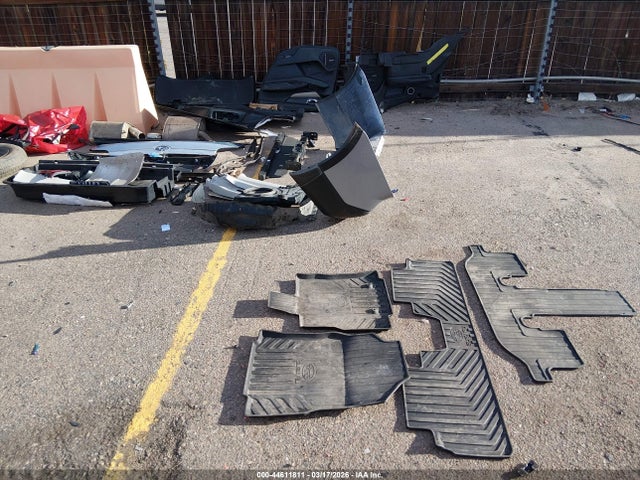 44611811 :رقم المزاد ، 4S4WMAPDXM3430907 vin ، 2021 Subaru Ascent Limited مزاد بيع