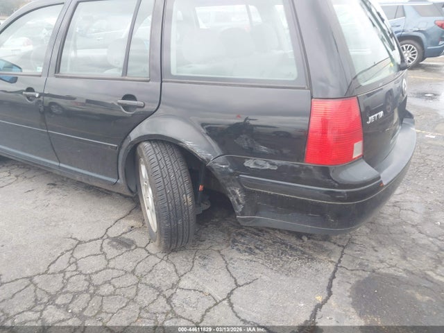 2001 Volkswagen Jetta Gls მანქანა იყიდება აუქციონზე, vin: WVWSB61J61W569852, აუქციონის ნომერი: 44611829