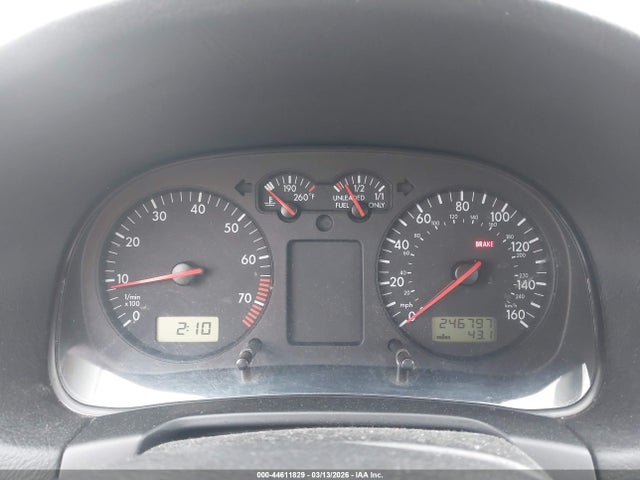2001 Volkswagen Jetta Gls მანქანა იყიდება აუქციონზე, vin: WVWSB61J61W569852, აუქციონის ნომერი: 44611829