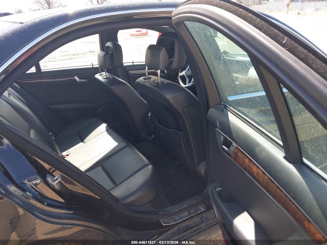 2012 MERCEDES-BENZ C 300 WDDGF8BB2CR208994 Photo 7