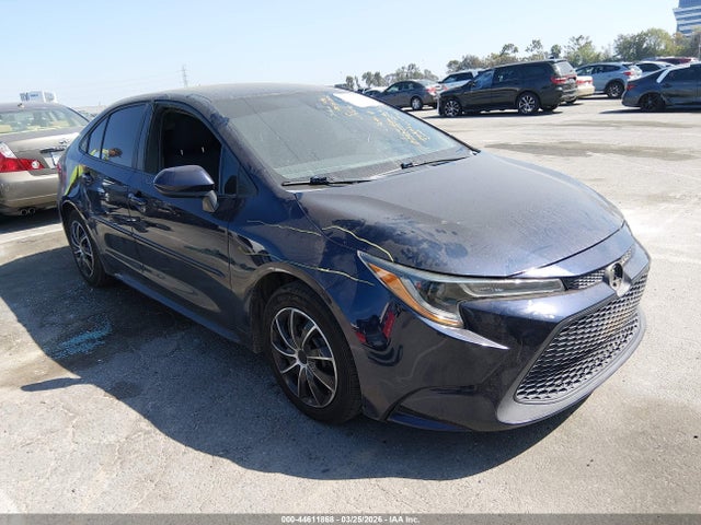 Toyota COROLLA LE 2021 5YFEPMAEXMP226481 Image 1