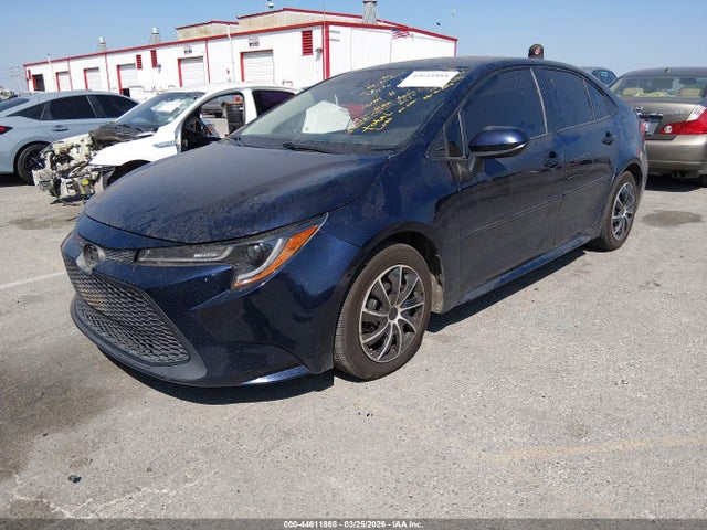 Toyota COROLLA LE 2021 5YFEPMAEXMP226481 Image 2