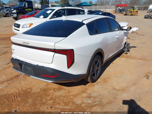 44611877 :رقم المزاد ، 3KPFT4DE2SE195754 vin ، 2025 Kia K4 Lxs مزاد بيع