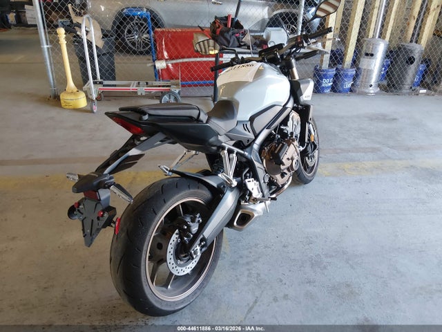 MLHRH1651R5000448 Honda Cb650 R