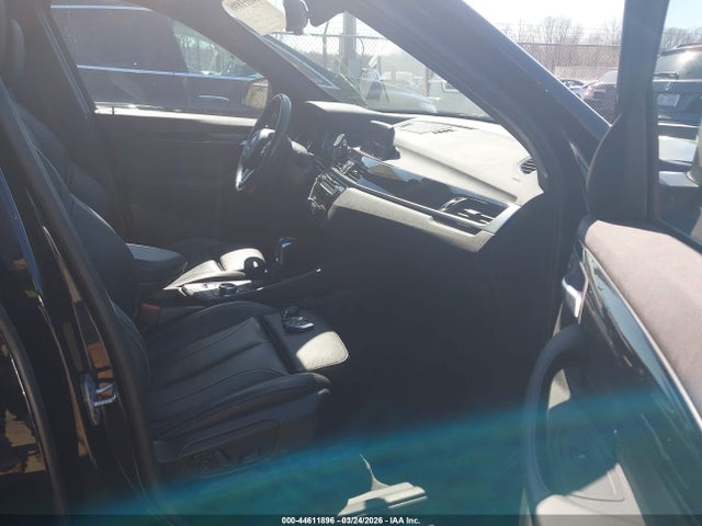 44611896 :رقم المزاد ، WBXHT3C30J5L31086 vin ، 2018 Bmw X1 Xdrive28i مزاد بيع
