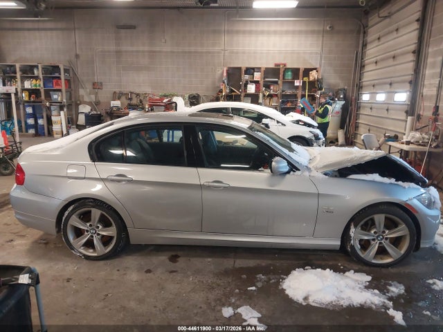 44611900 :رقم المزاد ، WBAPL5C54BA918113 vin ، 2011 Bmw 335i Xdrive مزاد بيع