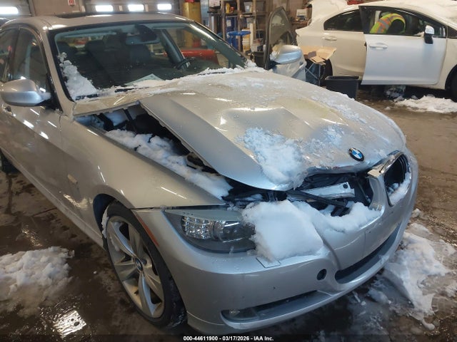 44611900 :رقم المزاد ، WBAPL5C54BA918113 vin ، 2011 Bmw 335i Xdrive مزاد بيع