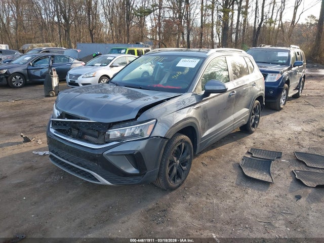 2024 Volkswagen Taos 1.5t Se მანქანა იყიდება აუქციონზე, vin: 3VVEX7B29RM055437, აუქციონის ნომერი: 44611911