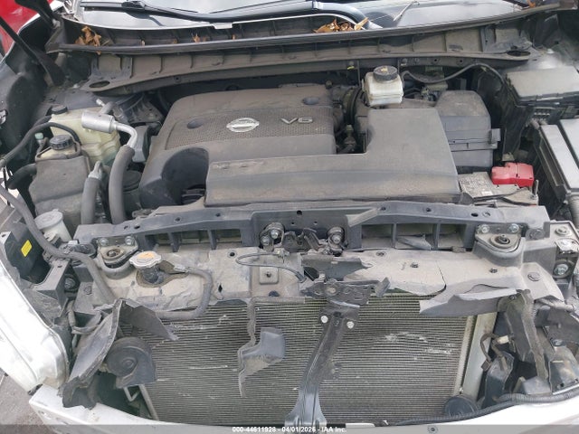 44611928 :رقم المزاد ، 5N1AZ2MHXFN253162 vin ، 2015 Nissan Murano Sl مزاد بيع