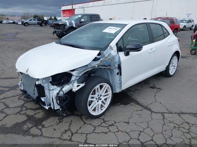 JTND4MBE6T3258320 Toyota COROLLA SE