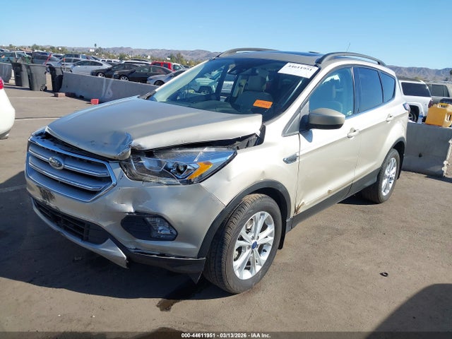 1FMCU0HD1JUB85626 Ford ESCAPE SEL