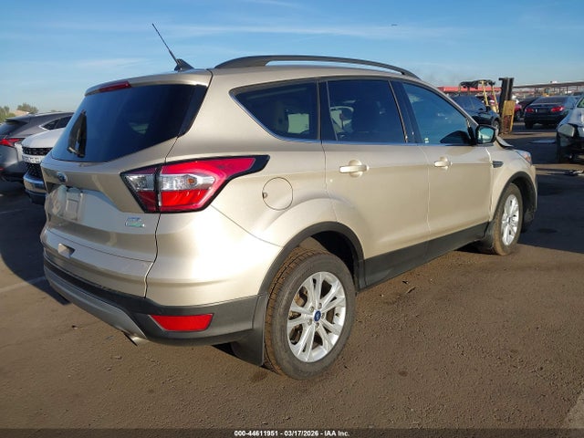1FMCU0HD1JUB85626 Ford ESCAPE SEL