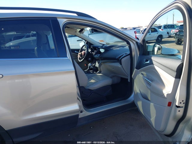 1FMCU0HD1JUB85626 Ford ESCAPE SEL