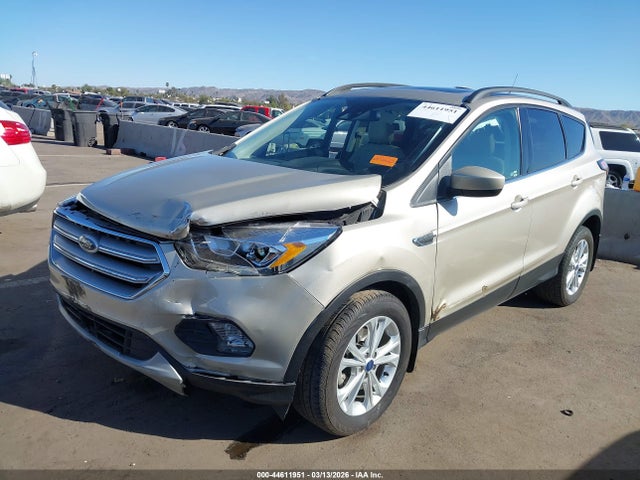 1FMCU0HD1JUB85626 Ford ESCAPE SEL