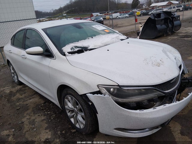 2015 Chrysler 200 C მანქანა იყიდება აუქციონზე, vin: 1C3CCCCG3FN514312, აუქციონის ნომერი: 44611990