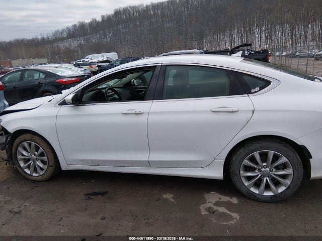 Продажа на аукционе авто 2015 Chrysler 200 C, vin: 1C3CCCCG3FN514312, номер лота: 44611990