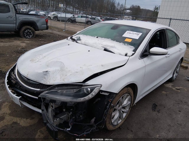 Продажа на аукционе авто 2015 Chrysler 200 C, vin: 1C3CCCCG3FN514312, номер лота: 44611990