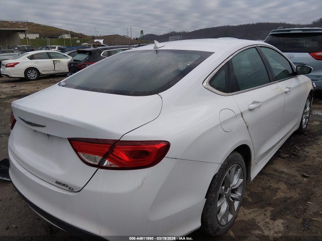 Продажа на аукционе авто 2015 Chrysler 200 C, vin: 1C3CCCCG3FN514312, номер лота: 44611990