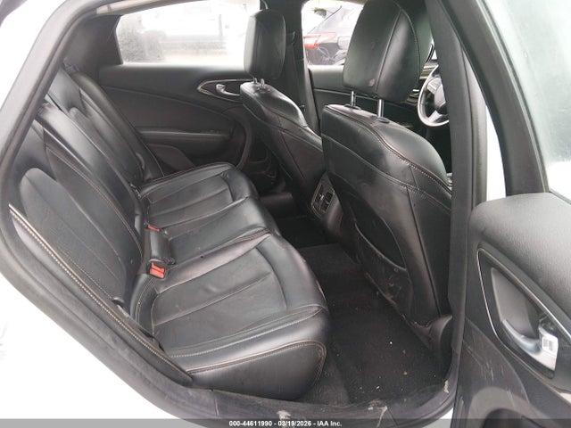 Продажа на аукционе авто 2015 Chrysler 200 C, vin: 1C3CCCCG3FN514312, номер лота: 44611990