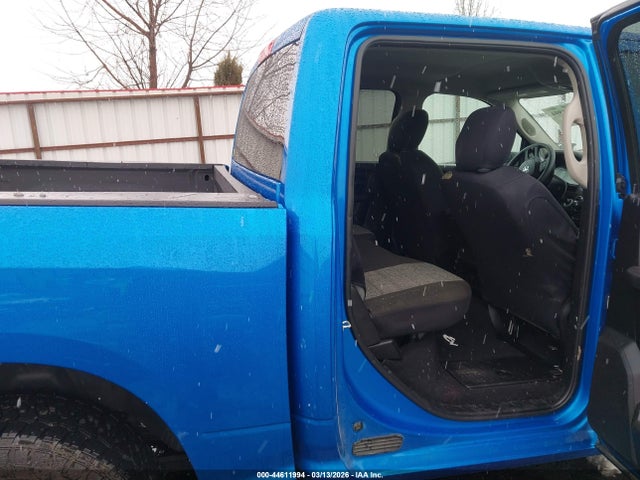 44611994 :رقم المزاد ، 1C6RR7KT3LS112658 vin ، 2020 Ram 1500 Classic St مزاد بيع