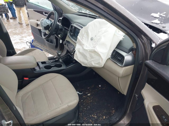 5XYPGDA57KG446543 KIA Sorento 3.3l Lx