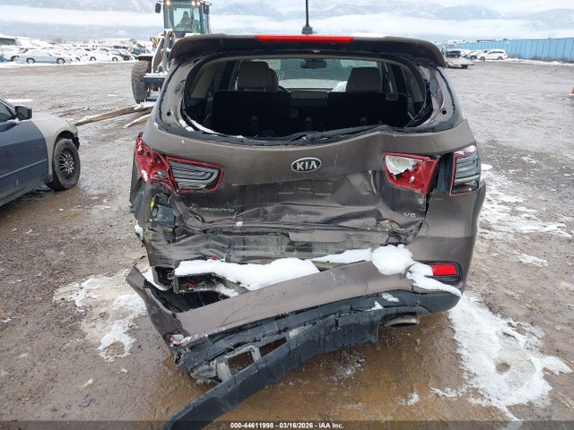 5XYPGDA57KG446543 KIA Sorento 3.3l Lx