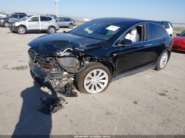 2021 Tesla Model X Long Range Dual Motor All-wheel Drive/long Range Plus Dual Motor All-wheel Drive მანქანა იყიდება აუქციონზე, vin: 5YJXCBE28MF325224, აუქციონის ნომერი: 44612023