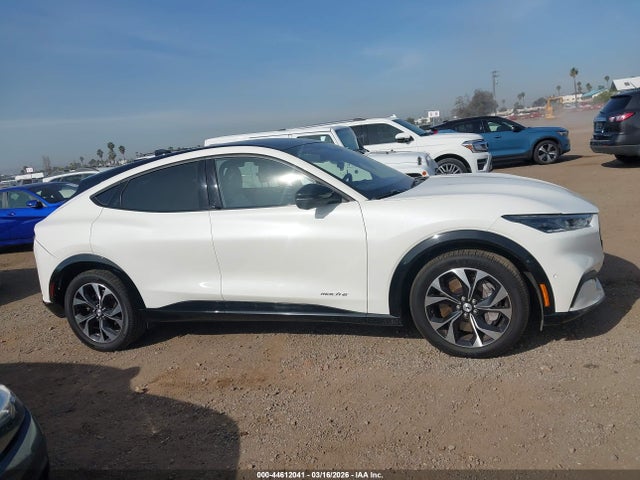 Ford Mustang Mach-e Premium 2021 3FMTK3RM0MMA56808 Image 13