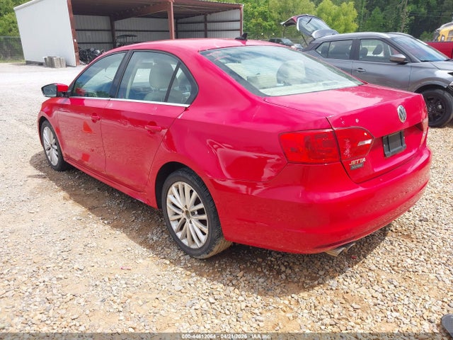 2011 Volkswagen Jetta 2.5l Sel მანქანა იყიდება აუქციონზე, vin: 3VWLX7AJ0BM065095, აუქციონის ნომერი: 44612064