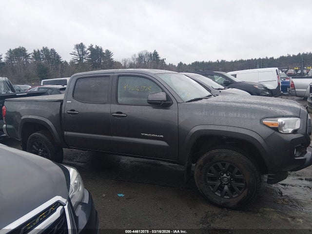 3TMCZ5AN0NM521654 Toyota Tacoma Sr5 V6