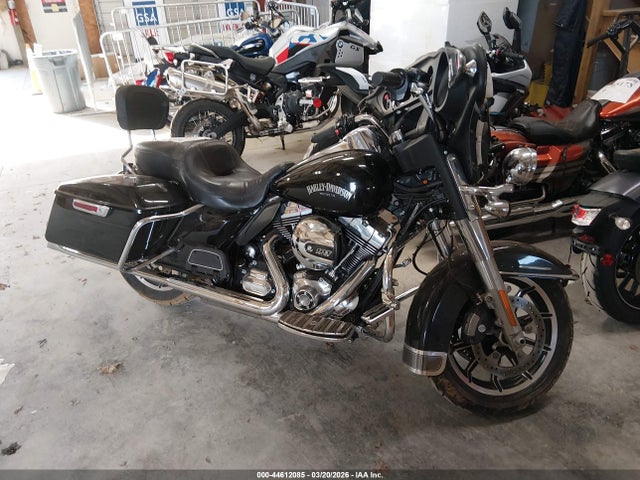 Harley-Davidson Flhtp Police Electra Glide 2015 1HD1FMM18FB622757 Image 12