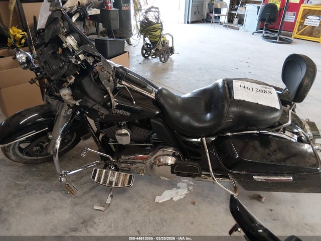Harley-Davidson Flhtp Police Electra Glide 2015 1HD1FMM18FB622757 Image 13