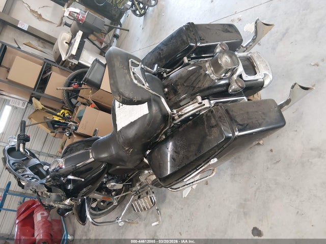 Harley-Davidson Flhtp Police Electra Glide 2015 1HD1FMM18FB622757 Image 3