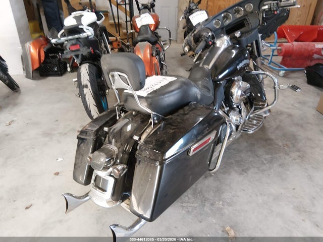 Harley-Davidson Flhtp Police Electra Glide 2015 1HD1FMM18FB622757 Image 4