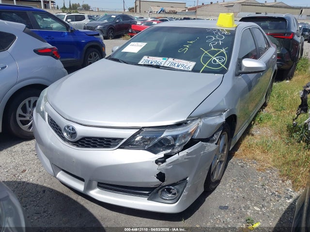 4T1BF1FK7EU364207 Toyota CAMRY SE