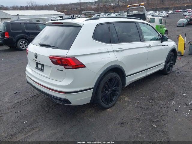 44612128 :رقم المزاد ، 3VV8B7AX0NM083968 vin ، 2022 Volkswagen Tiguan 2.0t Se R-line Black مزاد بيع