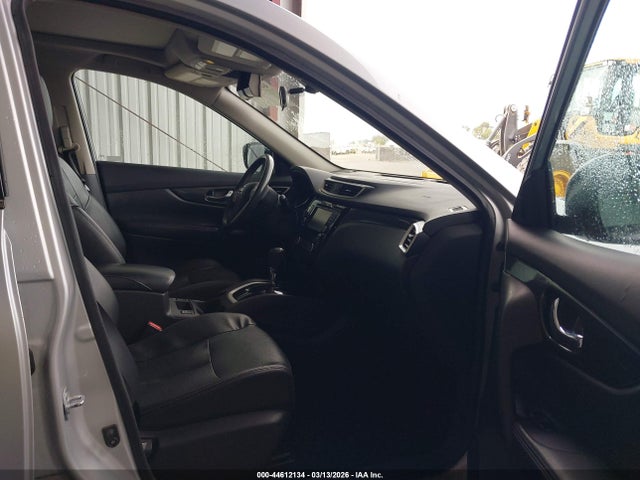5N1AT2MT1GC863325 Nissan Rogue Sl